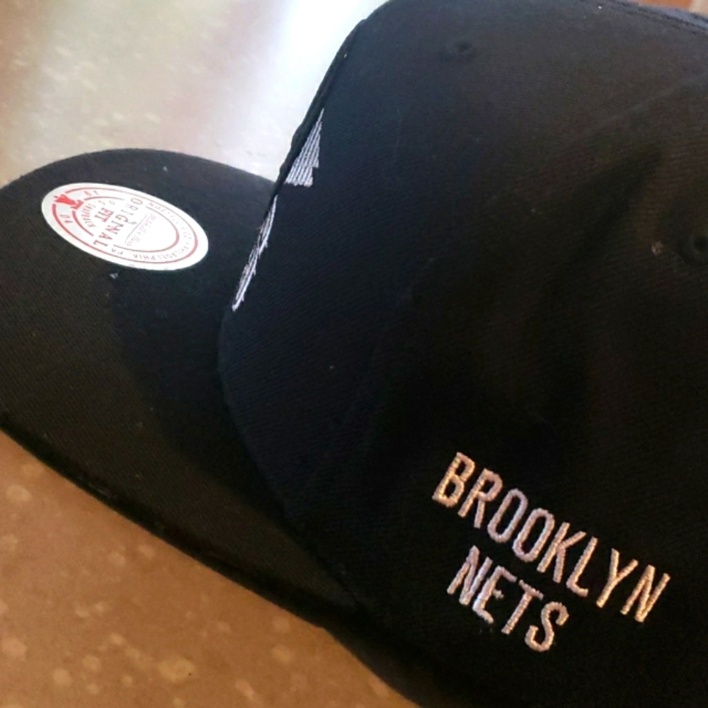Snapback - Picture 3 of 6